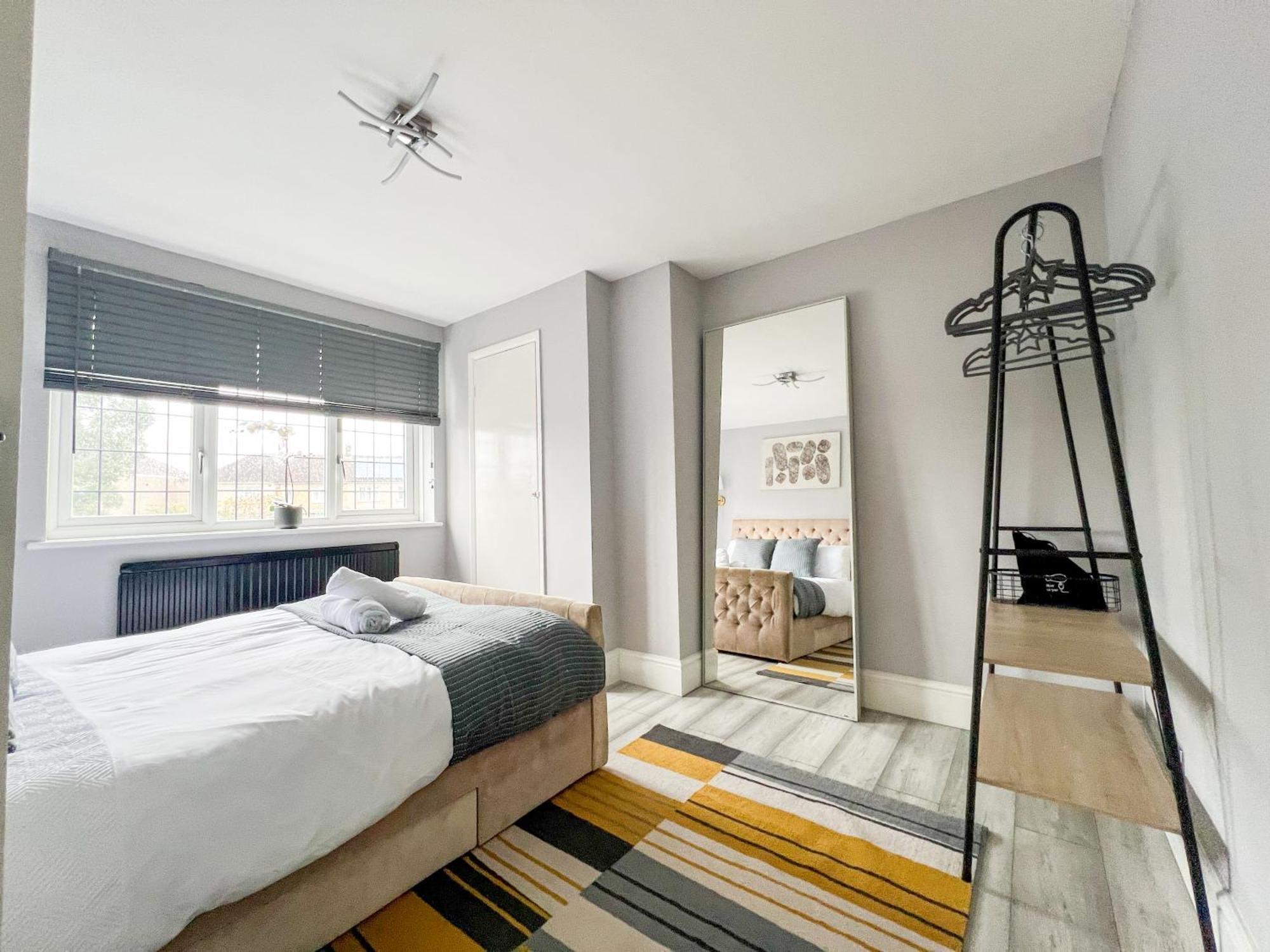 Вілла Beautiful Newly Renovated House In Rainham Essex Екстер'єр фото