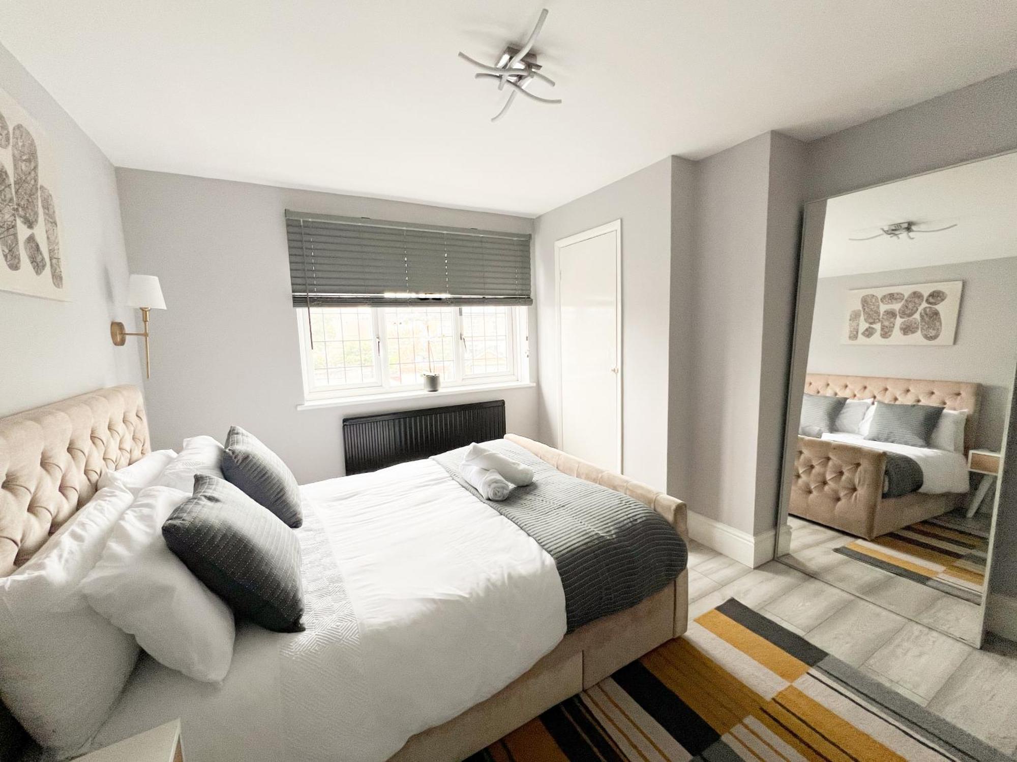 Вілла Beautiful Newly Renovated House In Rainham Essex Екстер'єр фото